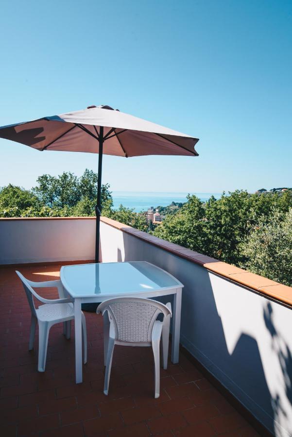 La Torretta Villa Lerici Luaran gambar