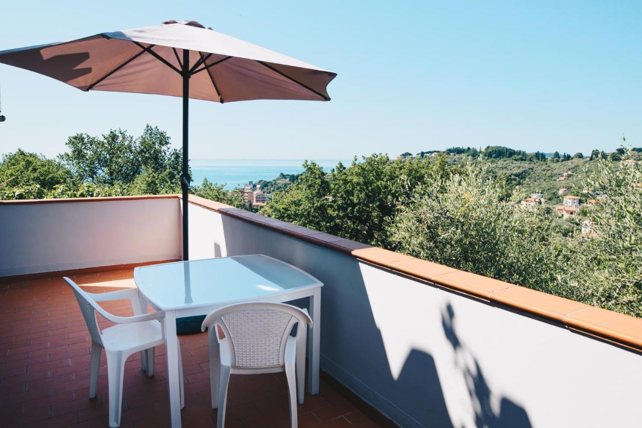 La Torretta Villa Lerici Luaran gambar